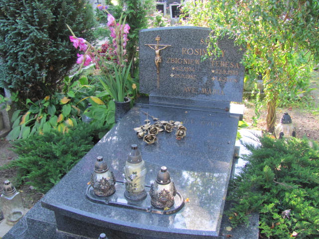 Zbigniew Rosiński 1934 Czarne - Grobonet - Wyszukiwarka osób pochowanych