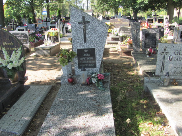 Grób Irena Łopatyńska