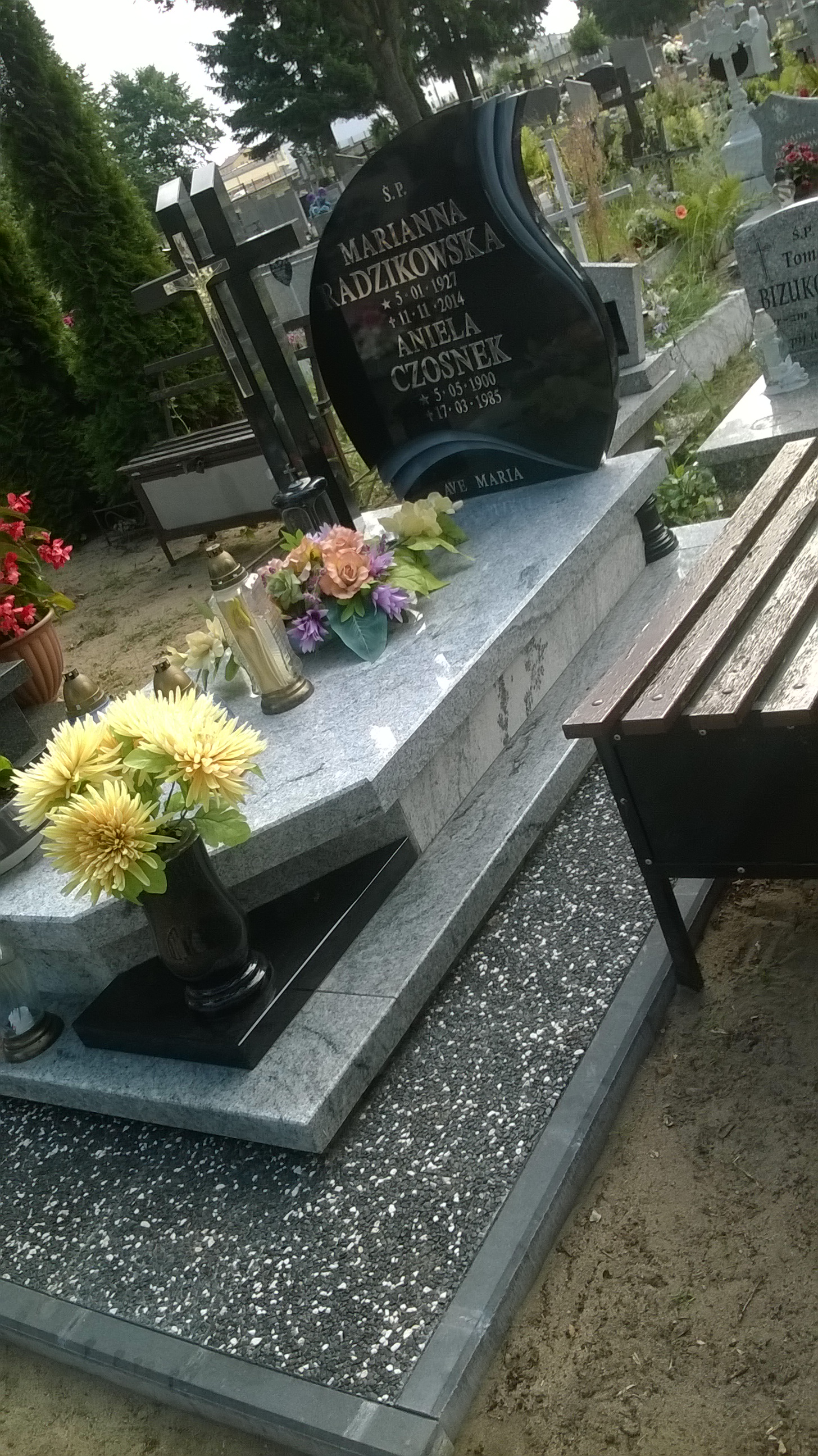 Grób Marianna Radzikowska