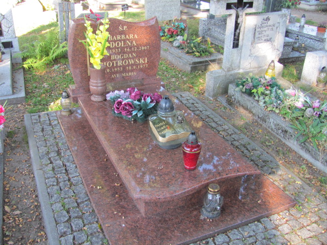 Bogdan Piotrowski 1953 Czarne - Grobonet - Wyszukiwarka osób pochowanych