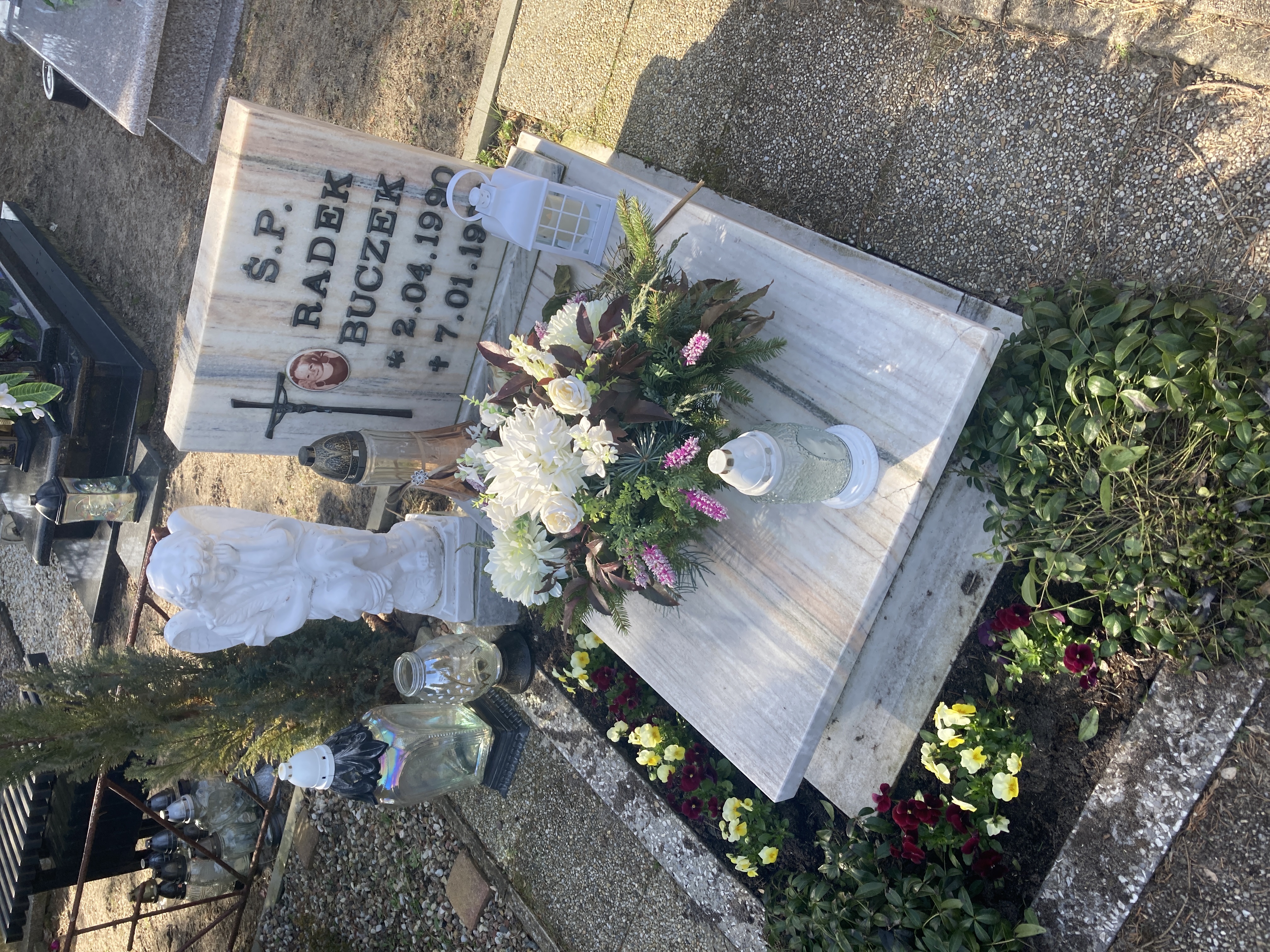 Grób Radosław Buczek