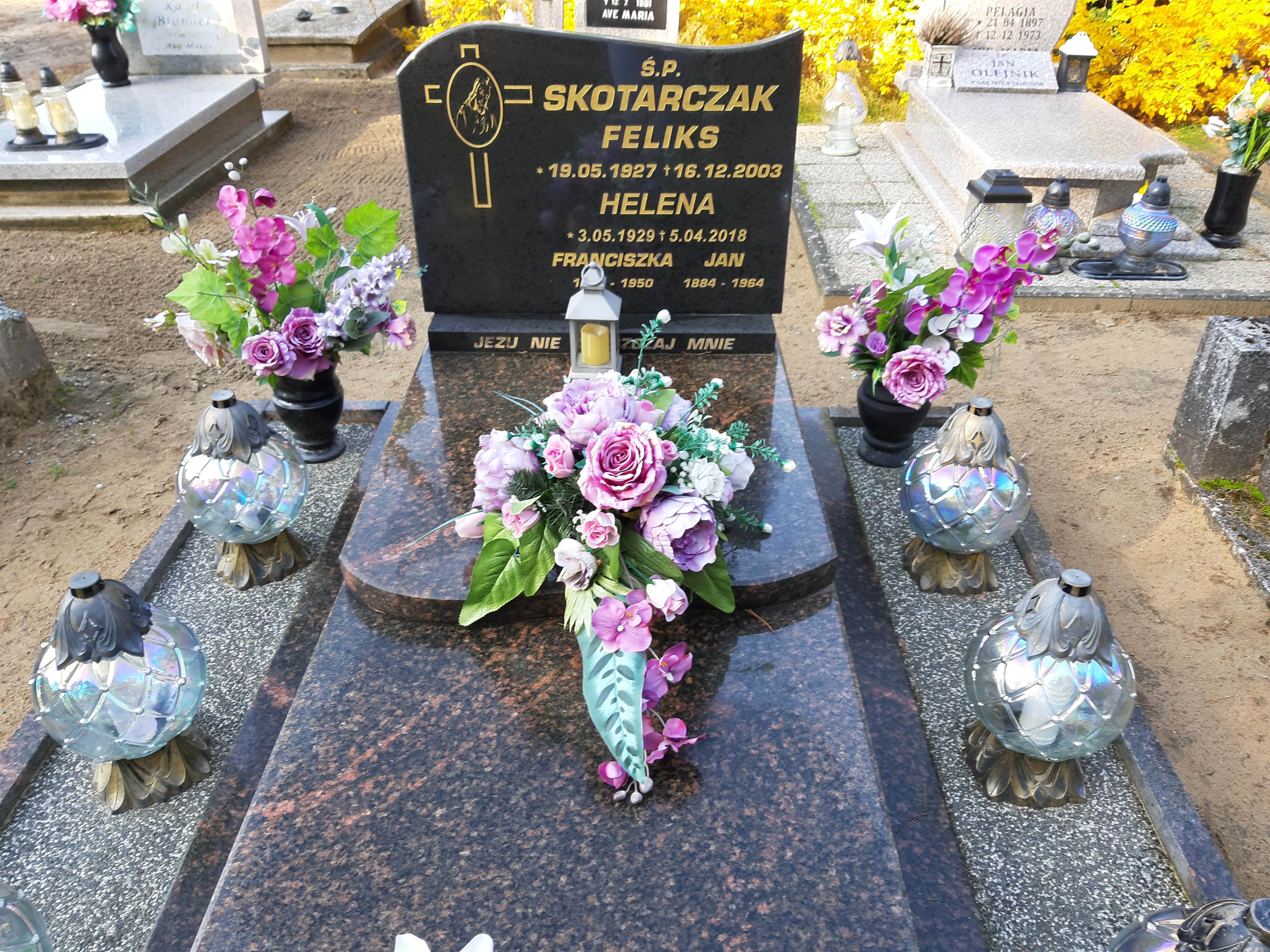 Helena Skotarczak 1929 Czarne - Grobonet - Wyszukiwarka osób pochowanych