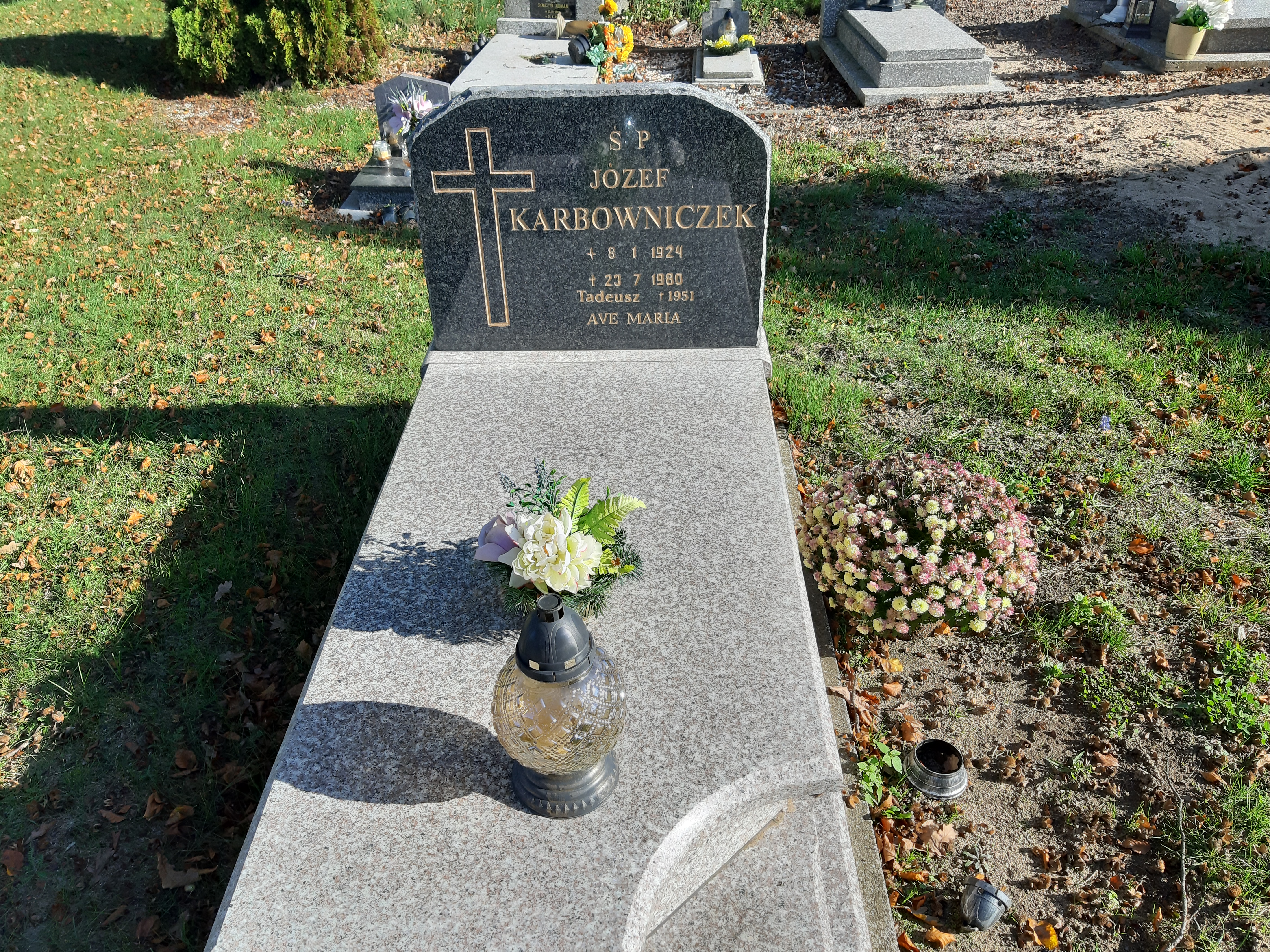 Grób Józef Karbowniczek