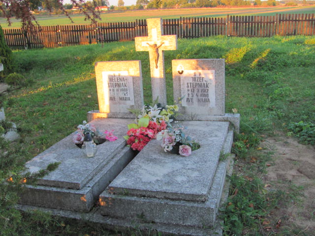 Józef Stępniak 1912 Czarne - Grobonet - Wyszukiwarka osób pochowanych