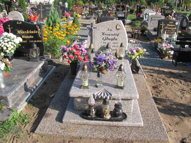Krzysztof Glugla 1971 Czarne - Grobonet - Wyszukiwarka osób pochowanych