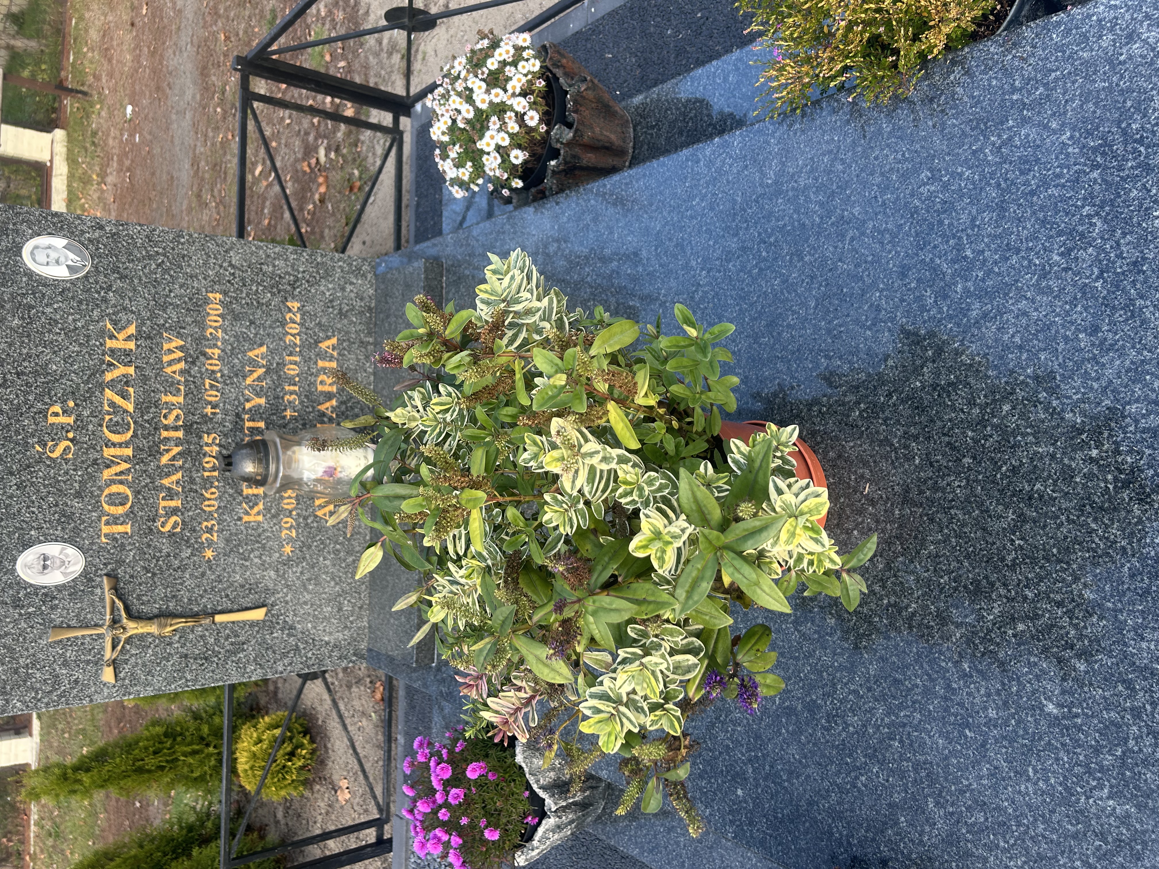 Stanisław Tomczyk 1945 Czarne - Grobonet - Wyszukiwarka osób pochowanych